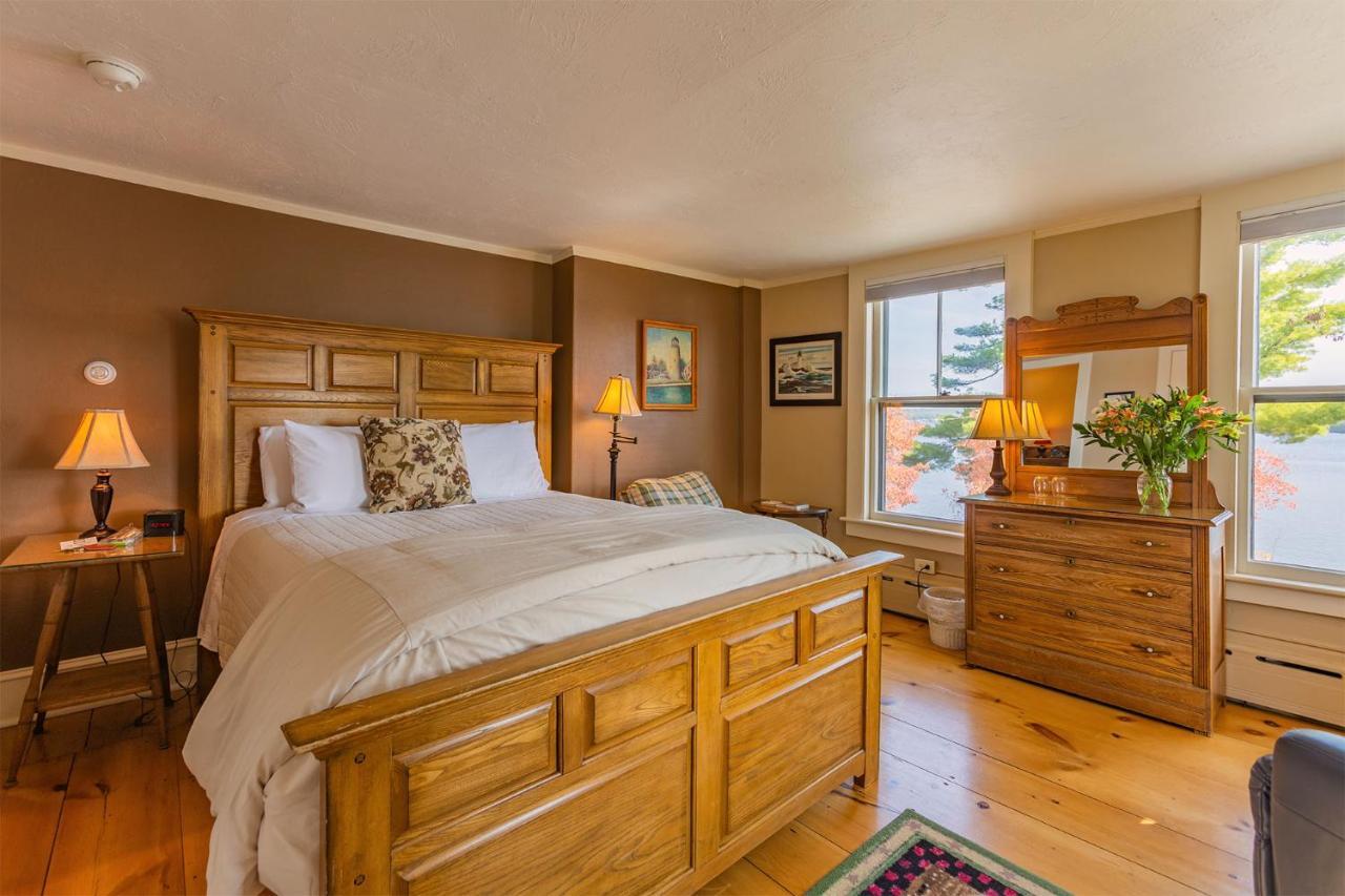 Sanbornton 레이크 하우스 앳 페리 포인트 B&B 외부 사진
