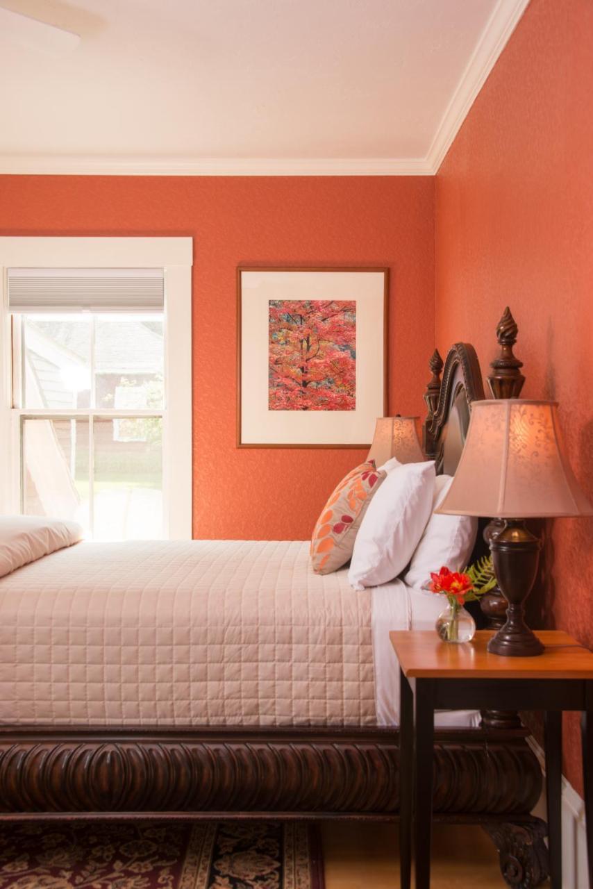 Sanbornton 레이크 하우스 앳 페리 포인트 B&B 외부 사진
